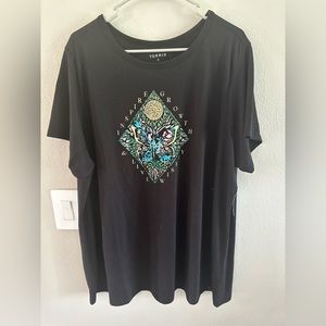 Torrid black graphic tee